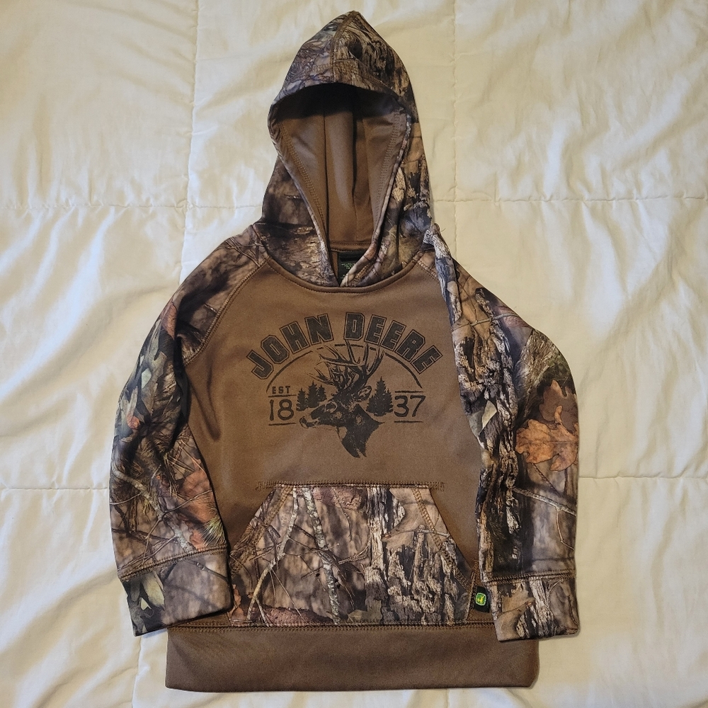 Toddler 4T John Deere camo hoodie